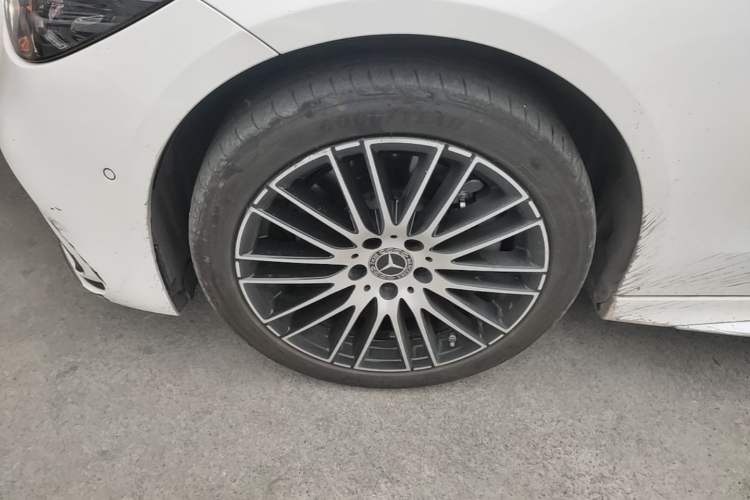 Used Mercedes-Benz C-Class 2024 Restyled C 260 L Sport Edition Left Front Wheel Hub