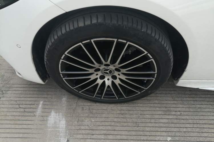 Used Mercedes-Benz C-Class 2024 Restyled C-Class 260 L Sport Edition Left Front Wheel Hub