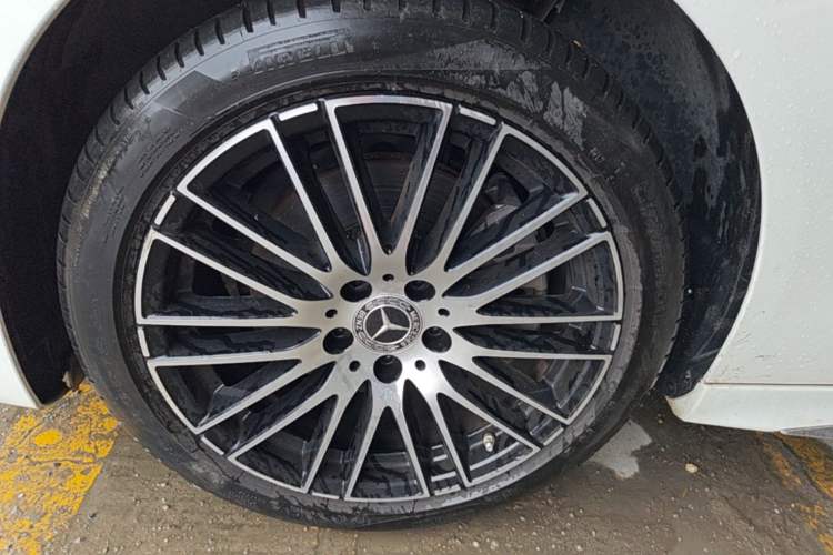 Used Mercedes-Benz C-Class 2024 C 200 L Sport Edition Left Front Wheel Hub