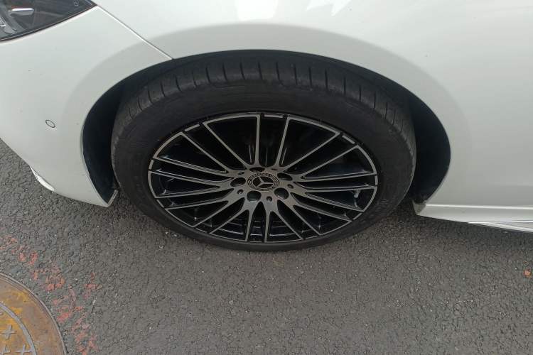Used Mercedes-Benz C-Class 2024 Second Facelift C 260 L Sport Edition Left Front Wheel Hub