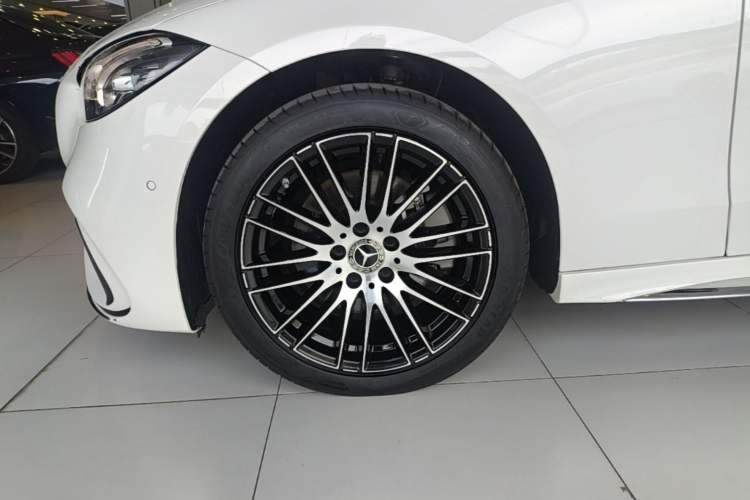Used Mercedes-Benz C-Class 2024 C 200 L Sport Edition Left Front Wheel Hub