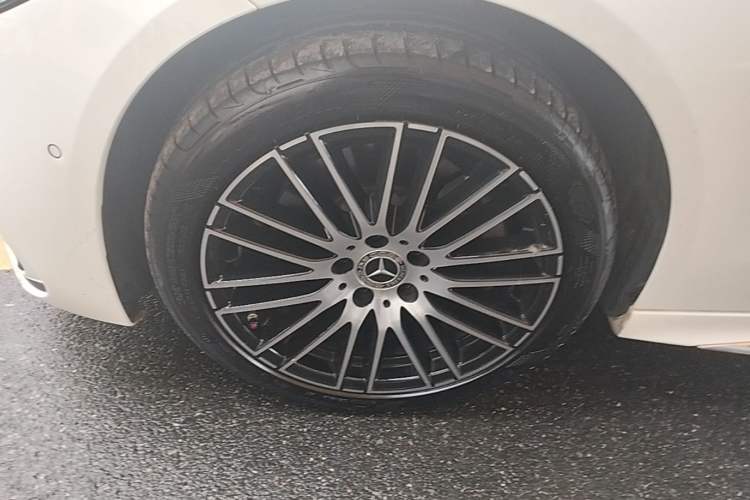 Used Mercedes-Benz C-Class 2024 Restyled C-Class 260 L Sport Edition Left Front Wheel Hub