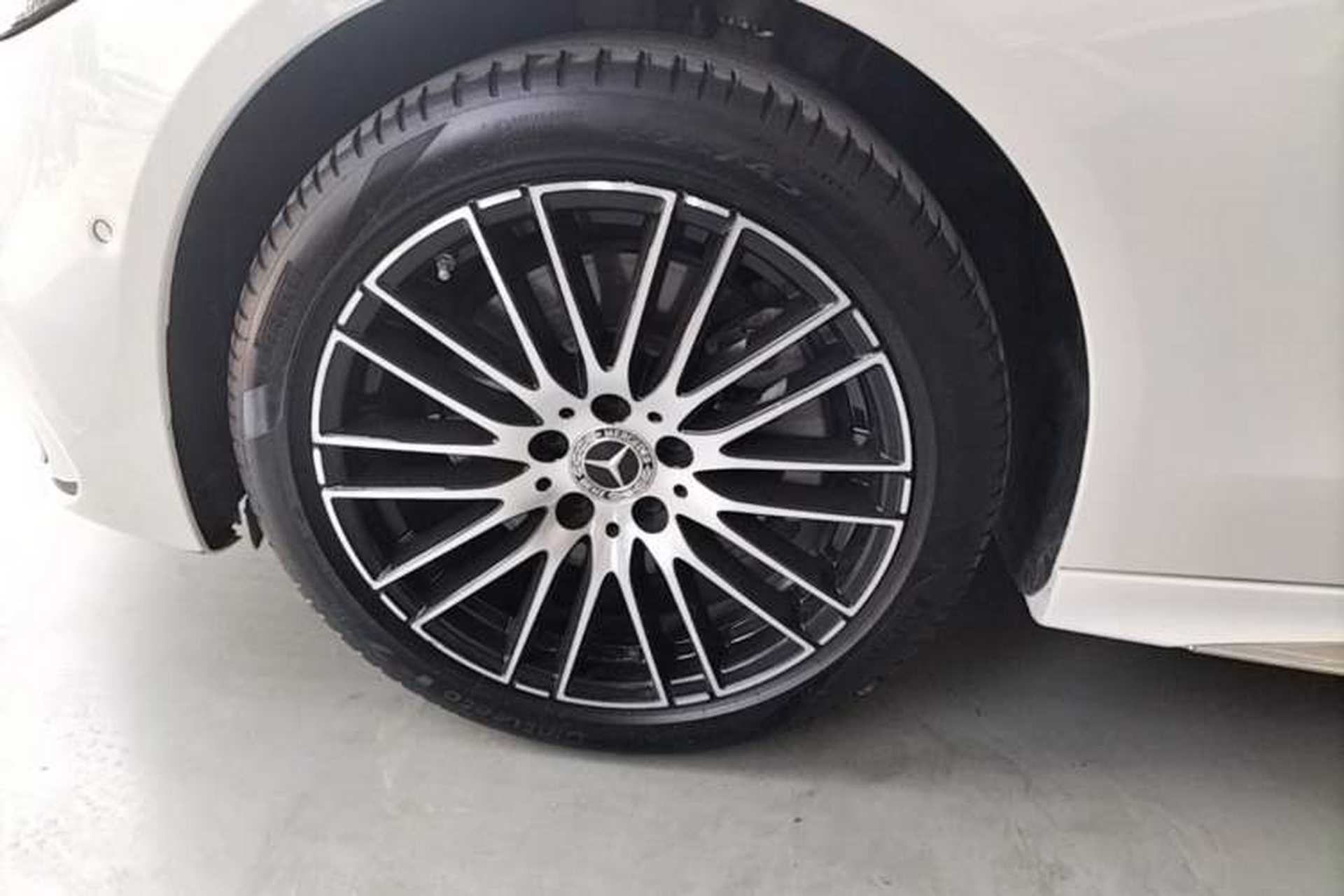 Used Mercedes-Benz C-Class 2024 Restyled C 260 L Sport Edition Left Front Wheel Hub