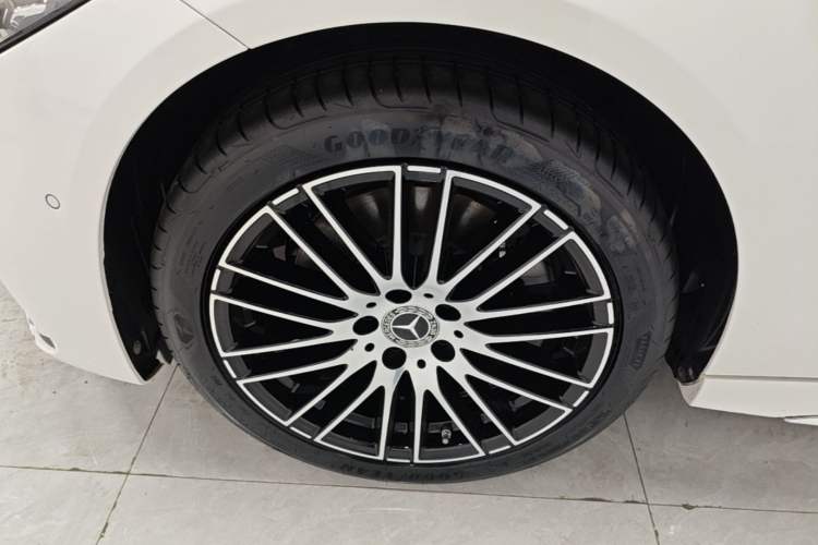 Used Mercedes-Benz C-Class 2024 Restyled C-Class 260 L Sport Edition Left Front Wheel Hub