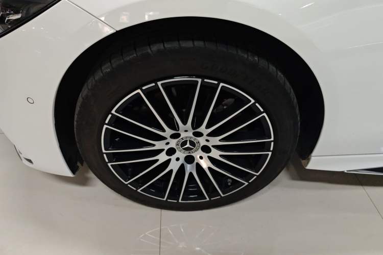 Used Mercedes-Benz C-Class 2024 Restyled C-Class 260 L Sport Edition Left Front Wheel Hub