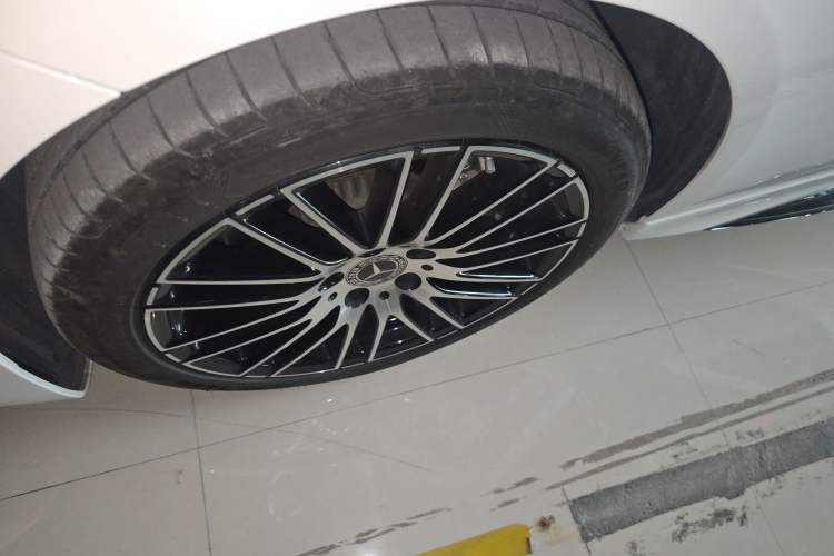 Used Mercedes-Benz C-Class 2024 C 200 L Sport Edition Left Front Wheel Hub