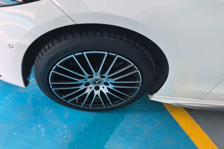 Used Mercedes-Benz C-Class 2024 Restyled C 260 L Sport Edition Left Front Wheel Hub