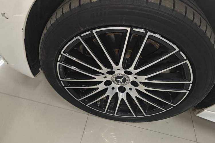 Used Mercedes-Benz C-Class 2024 Restyled C-Class 260 L Sport Edition Left Front Wheel Hub