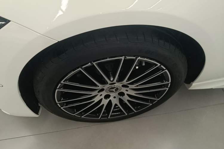 Used Mercedes-Benz C-Class 2024 C 200 L Sport Edition Left Front Wheel Hub