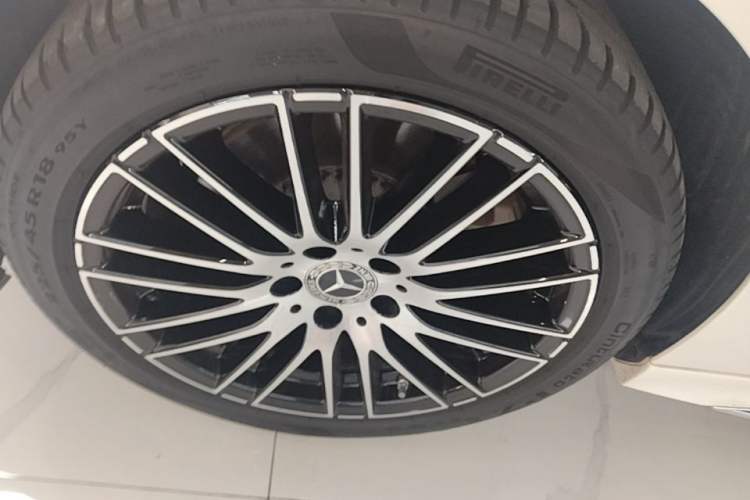 Used Mercedes-Benz C-Class 2024 Restyled C 260 L Sport Edition Left Front Wheel Hub