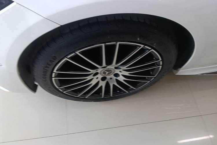 Used Mercedes-Benz C-Class 2024 C 200 L Sport Edition Left Front Wheel Hub