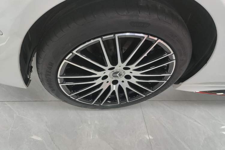 Used Mercedes-Benz C-Class 2024 C 260 L Sport Edition Left Front Wheel Hub