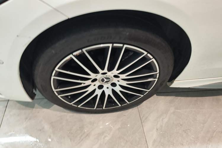Used Mercedes-Benz C-Class 2024 Second Facelift C 260 L Sport Edition Left Front Wheel Hub