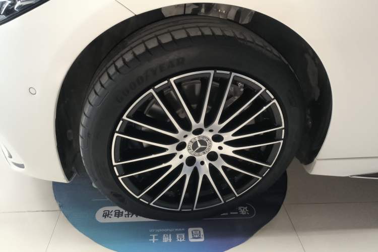 Used Mercedes-Benz C-Class 2024 C 260 L Sport Edition Left Front Wheel Hub