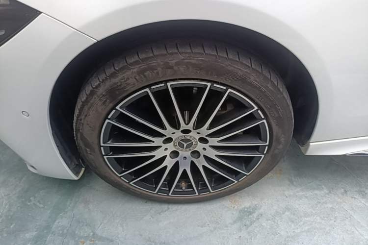 Used Mercedes-Benz C-Class 2024 Restyled C 260 L Sport Edition Left Front Wheel Hub