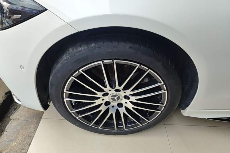 Used Mercedes-Benz C-Class 2024 Restyled C 260 L Sport Edition Left Front Wheel Hub