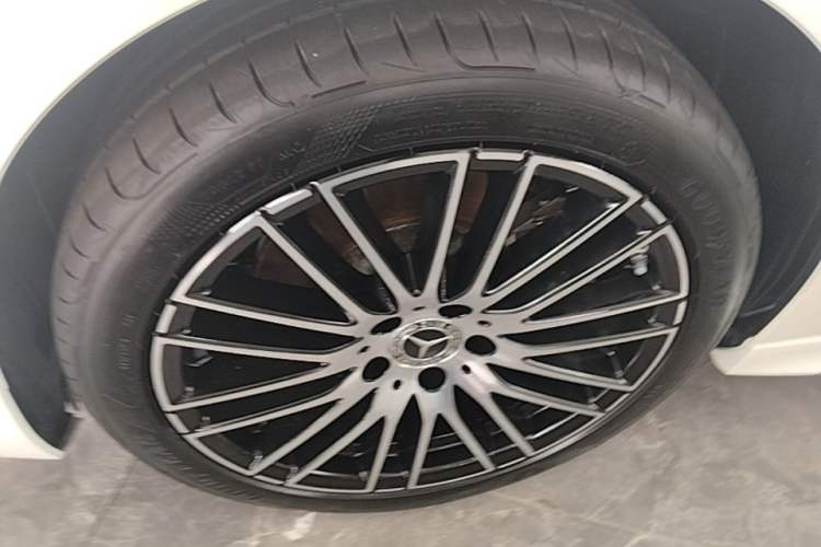 Used Mercedes-Benz C-Class 2024 Restyled C-Class 260 L Sport Edition Left Front Wheel Hub