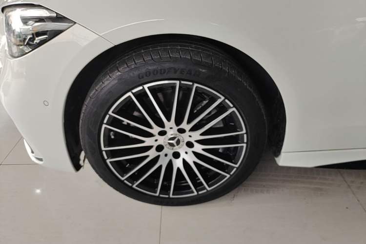 Used Mercedes-Benz C-Class 2024 Restyled C 260 L Sport Edition Left Front Wheel Hub