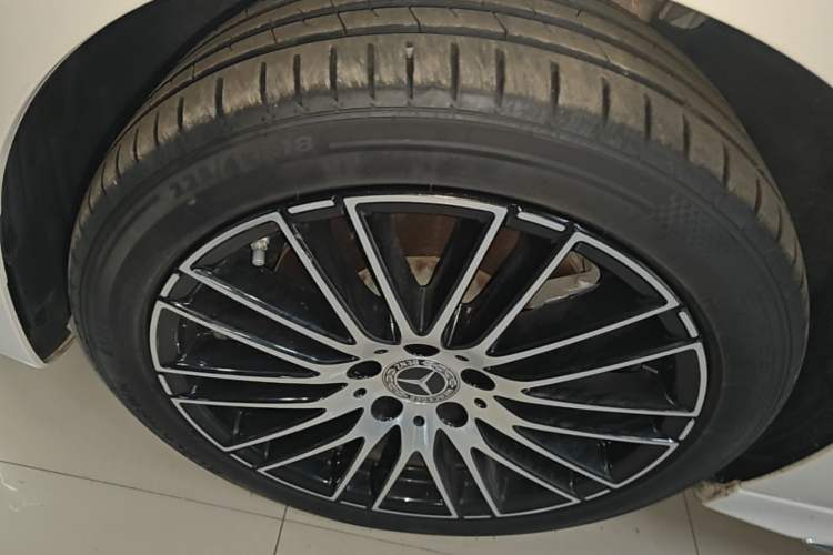 Used Mercedes-Benz C-Class 2024 Restyled C-Class 260 L Sport Edition Left Front Wheel Hub