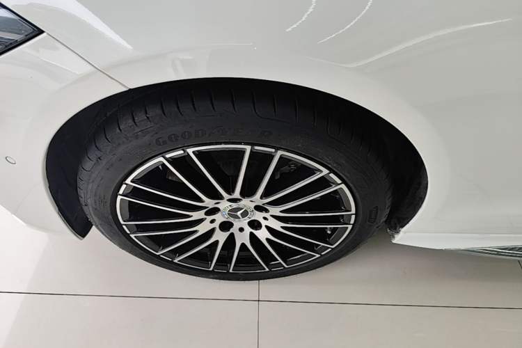 Used Mercedes-Benz C-Class 2024 Restyled C-Class 260 L Sport Edition Left Front Wheel Hub