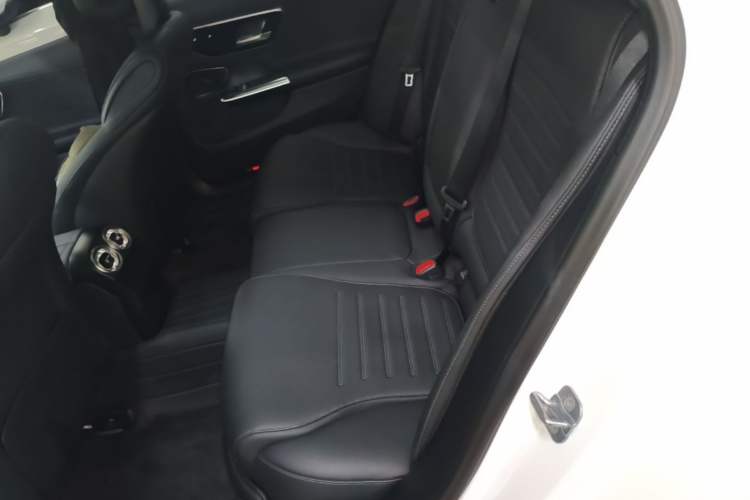 Used Mercedes-Benz C-Class 2024 Restyled C 260 L Sport Edition Left Rear Seat