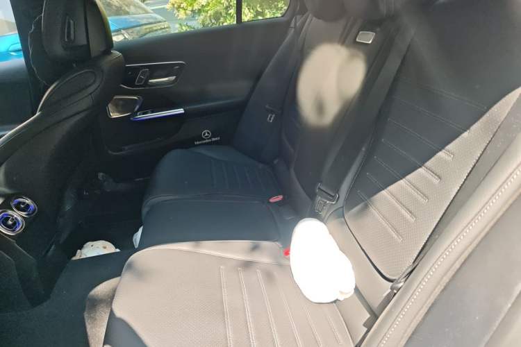 Used Mercedes-Benz C-Class 2024 Facelifted C-Class 260 L Night Edition Sports Version Left Rear Seat