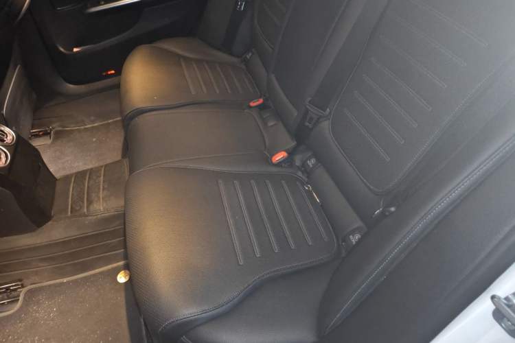 Used Mercedes-Benz C-Class 2024 C 200 L Sport Edition Left Rear Seat