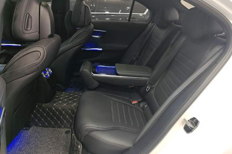 Used Mercedes-Benz C-Class 2024 Restyled C 260 L Sport Edition Left Rear Seat