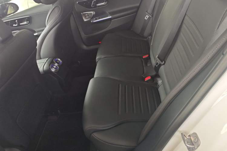 Used Mercedes-Benz C-Class 2024 Facelifted C-Class 260 L Night Edition Sports Version Left Rear Seat
