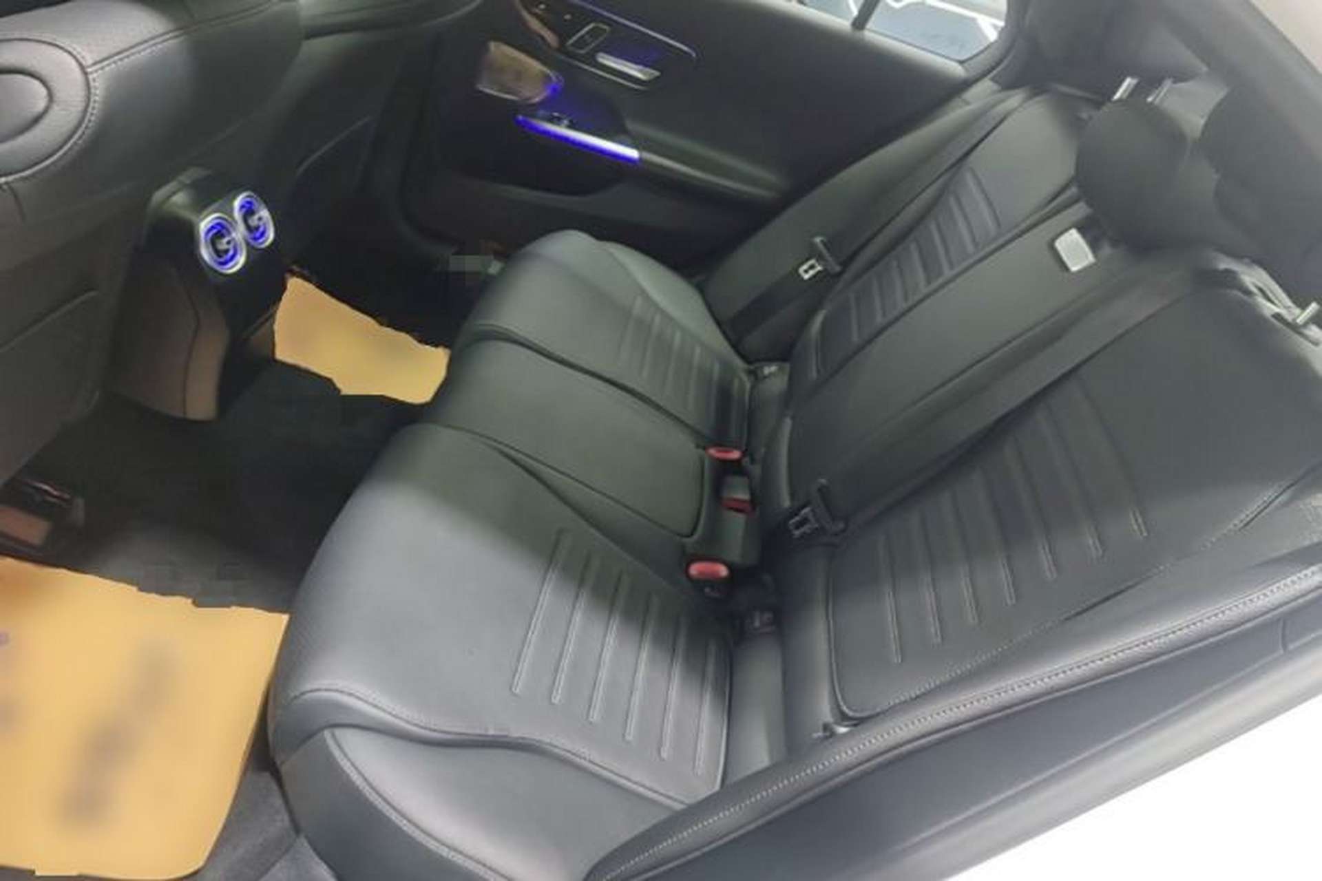 Used Mercedes-Benz C-Class 2024 Facelifted C-Class 260 L Night Edition Sports Version Left Rear Seat