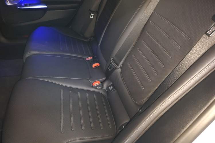 Used Mercedes-Benz C-Class 2024 Facelifted C-Class 260 L Night Edition Sports Version Left Rear Seat
