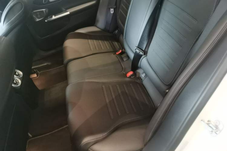 Used Mercedes-Benz C-Class 2024 Facelifted C-Class 260 L Night Edition Sports Version Left Rear Seat