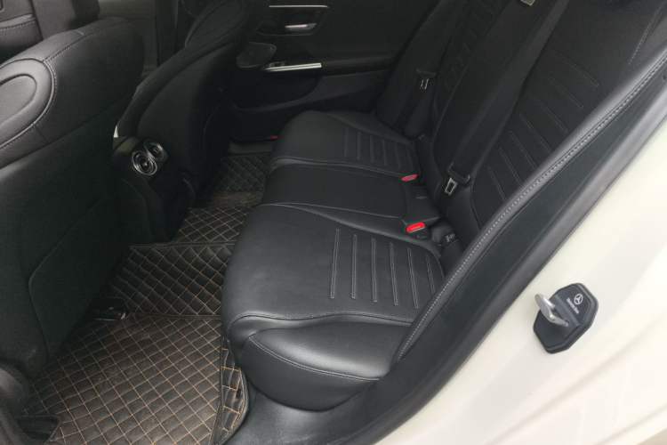 Used Mercedes-Benz C-Class 2024 Facelift C 260 L Left Rear Seat