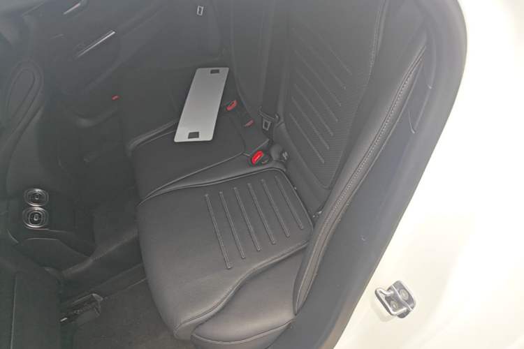 Used Mercedes-Benz C-Class 2024 Restyled C-Class 260 L Sport Edition Left Rear Seat