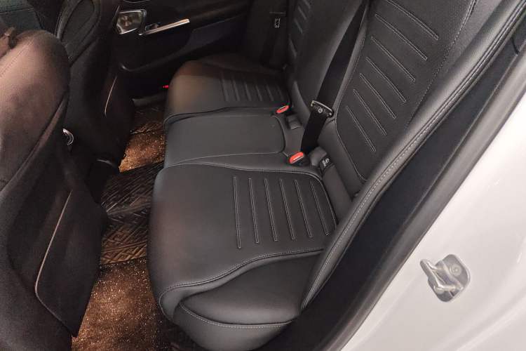 Used Mercedes-Benz C-Class 2024 C 260 L Brilliant Night Sports Edition Left Rear Seat