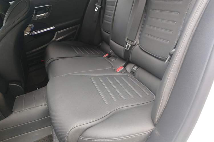 Used Mercedes-Benz C-Class 2024 Facelift C 260 L Night Edition Sport Version Left Rear Seat
