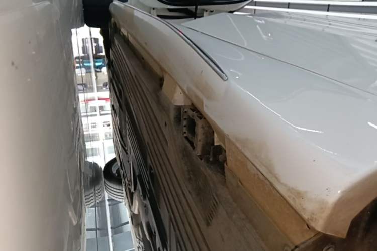 Used Mercedes-Benz C-Class 2024 Restyled C 260 L Sport Edition Left Side Sill
