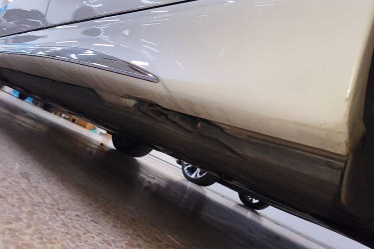 Used Mercedes-Benz C-Class 2024 Restyled C 260 L Sport Edition Left Side Sill