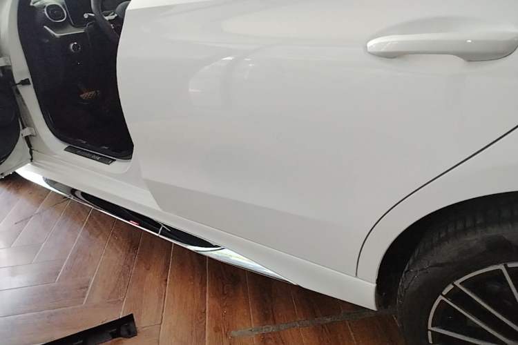 Used Mercedes-Benz C-Class 2024 Restyled C 200 L Sport Edition Left Side Sill