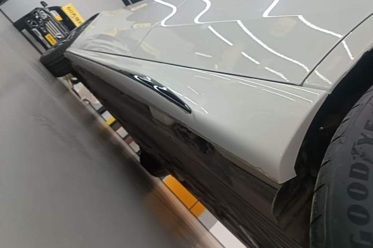 Used Mercedes-Benz C-Class 2024 Facelift C 260 L Night Edition Sport Version Left Side Sill