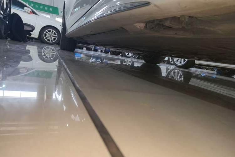 Used Mercedes-Benz C-Class 2024 Restyled C 260 L Sport Edition Left Side Sill