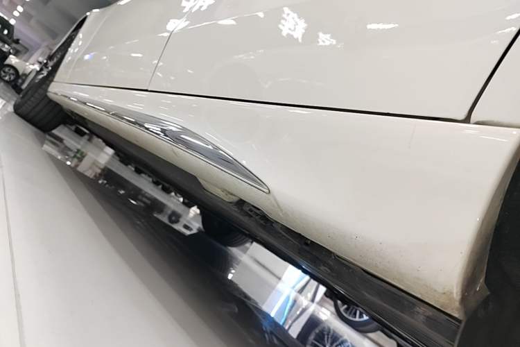 Used Mercedes-Benz C-Class 2024 Restyled C 260 L Sport Edition Left Side Sill
