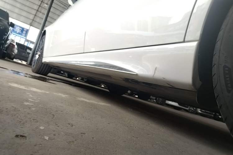 Used Mercedes-Benz C-Class 2024 Restyled C 260 L Sport Edition Left Side Sill