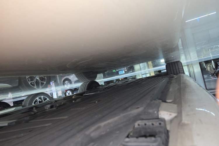 Used Mercedes-Benz C-Class 2024 C 200 L Sport Edition Left Side Sill