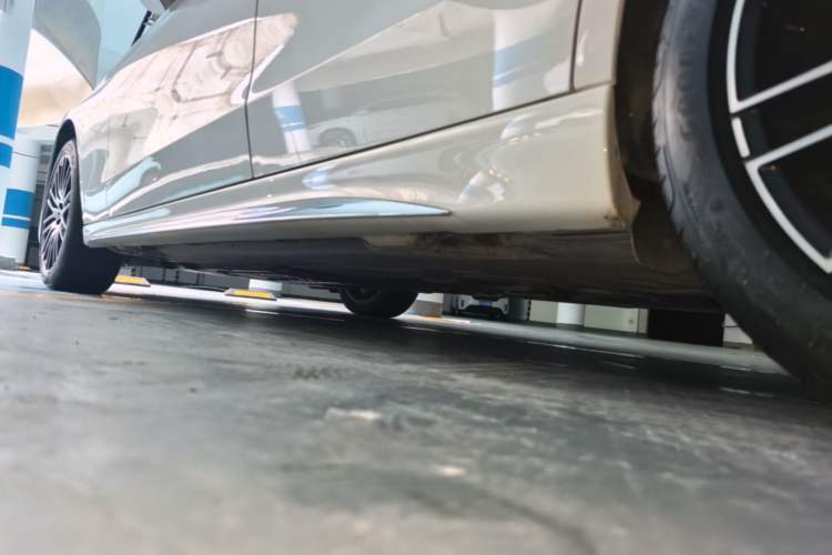 Used Mercedes-Benz C-Class 2024 Restyled C 260 L Sport Edition Left Side Sill