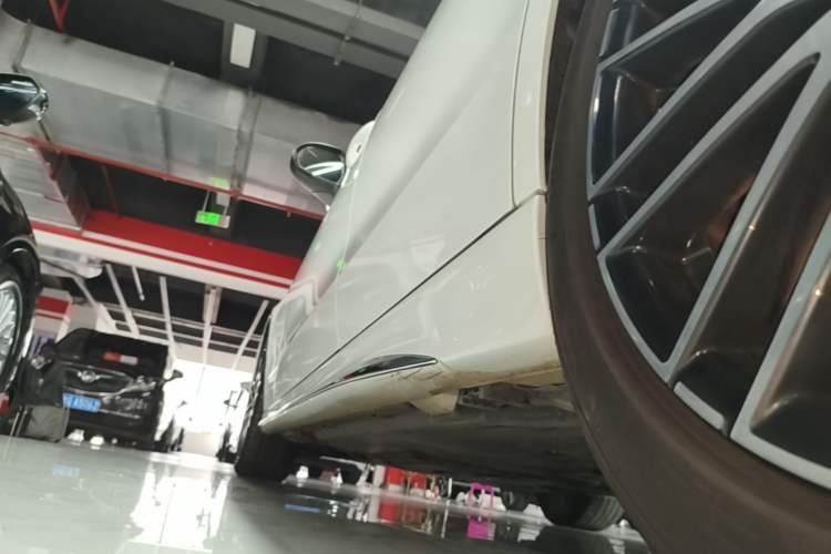Used Mercedes-Benz C-Class 2024 Second Facelift C 260 L Sport Edition Left Side Sill