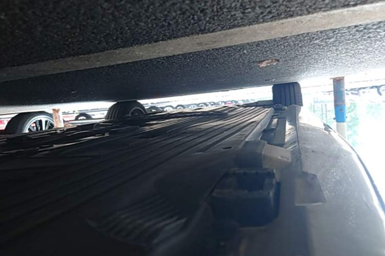 Used Mercedes-Benz C-Class 2024 Second Facelift C 260 L Starry Night Sport Edition Left Side Sill