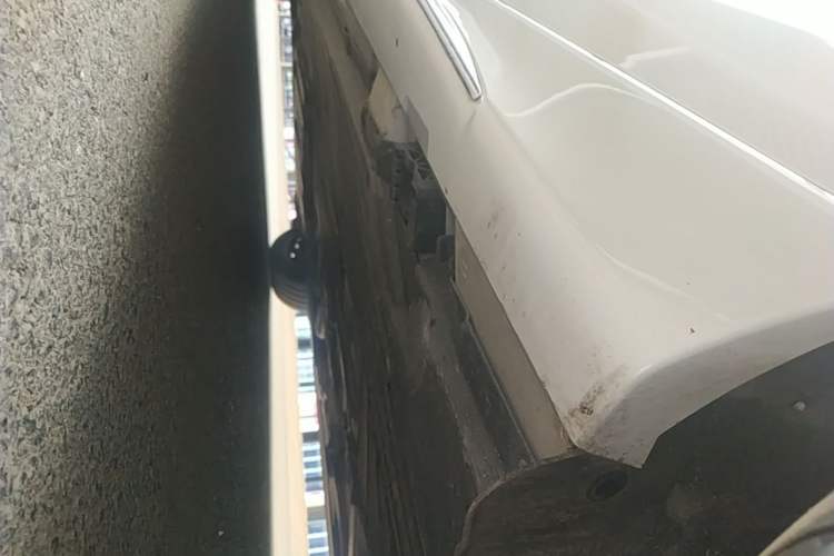 Used Mercedes-Benz C-Class 2024 Restyled C 260 L Sport Edition Left Side Sill
