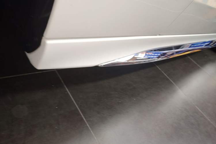 Used Mercedes-Benz C-Class 2024 Restyled C-Class 260 L Sport Edition Left Side Sill