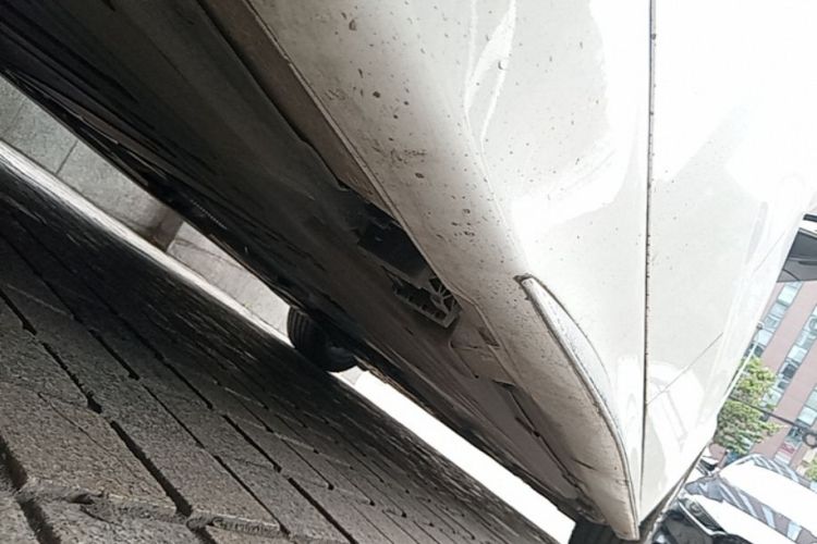 Used Mercedes-Benz C-Class 2024 C 200 L Sport Edition Left Side Sill